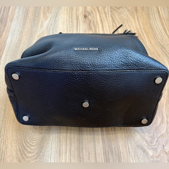 Black Michael Kors Brooklyn Shoulder Bag Purse Silver Grommets Removable Strap - Picture 10 of 13